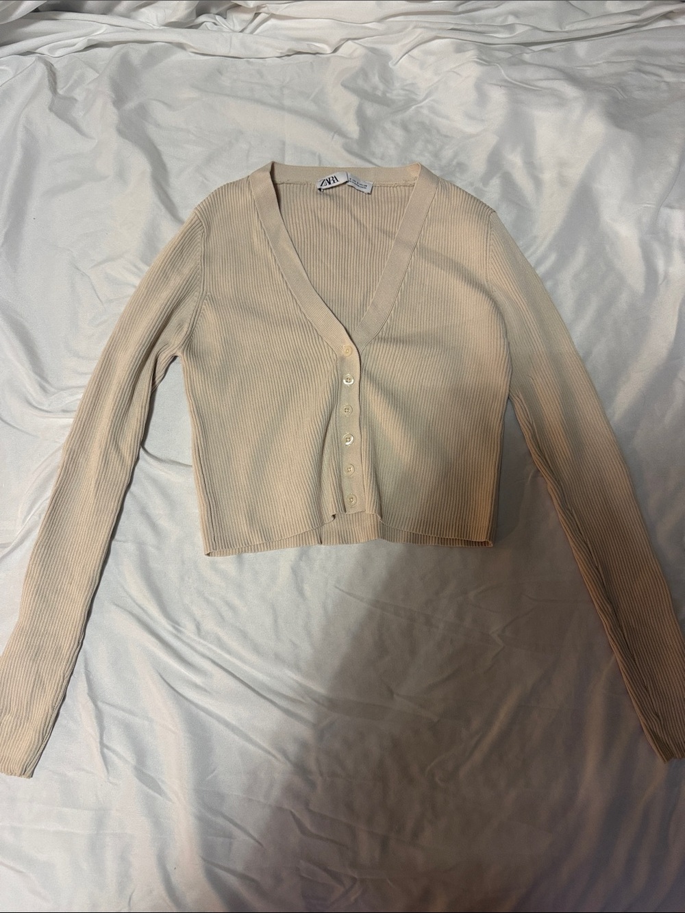 Zara Cropped Ribbed V-Neck Cardigan in Cream
